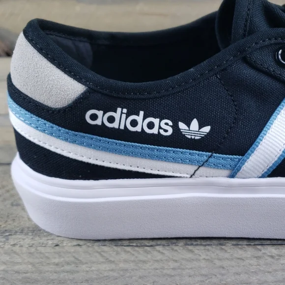 adidas Delpala Originals Men's Canvas Sneakers Sneakers